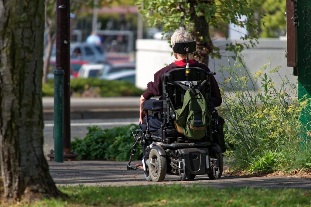 Importance du fauteuil roulant électrique pour une personne atteinte d'insuffisance cardiaque